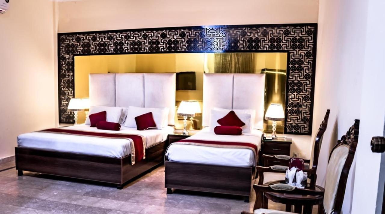 Rose Palace Hotel, Gulberg Lahore Exterior foto