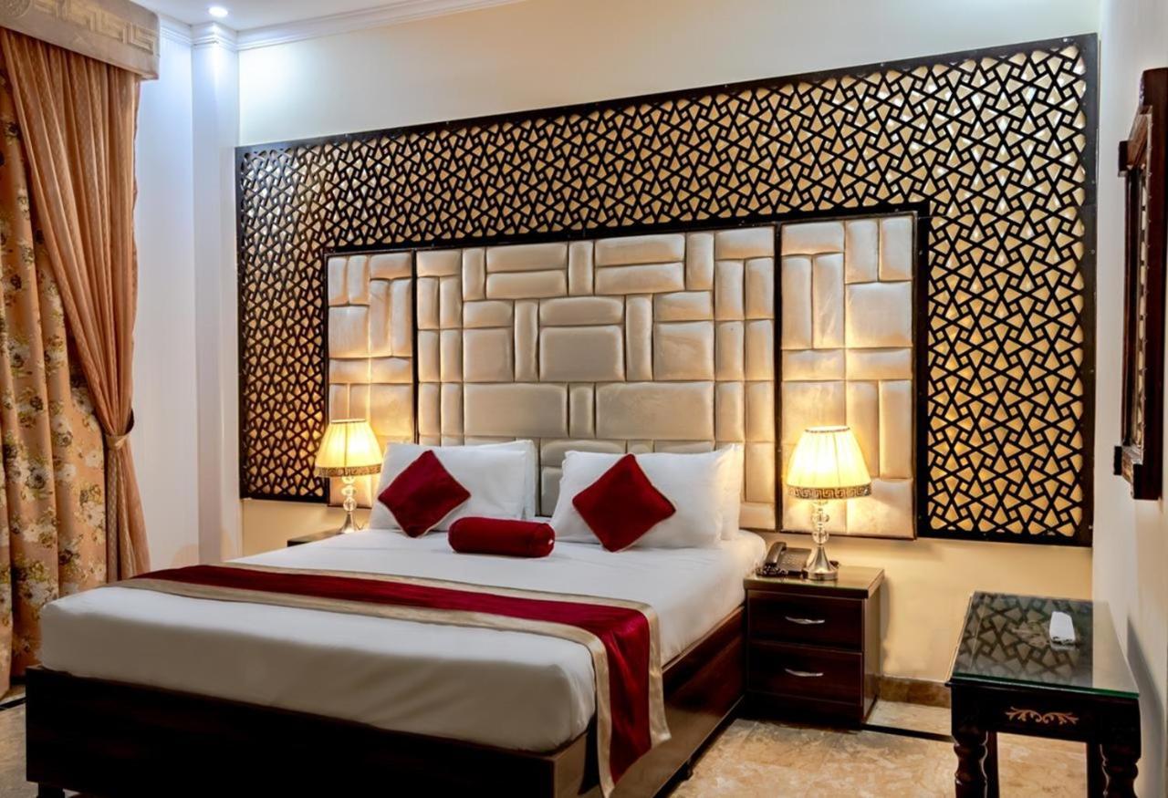 Rose Palace Hotel, Gulberg Lahore Exterior foto